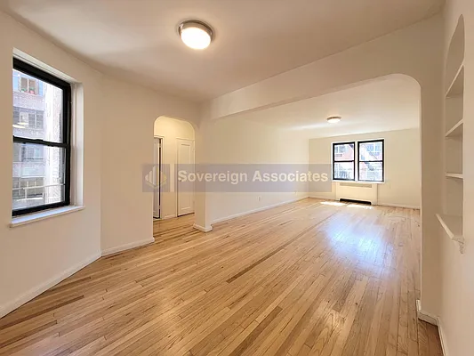 Rented by Sovereign Associates | media 5