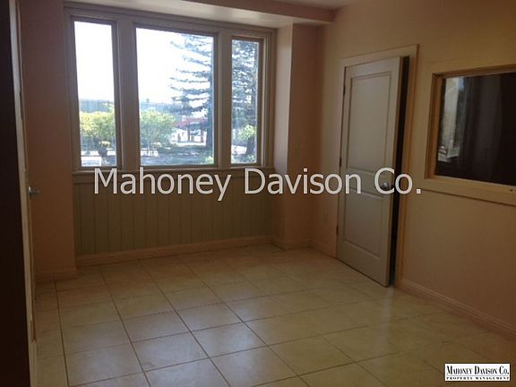 5th image of 172 Petaluma Blvd N #N