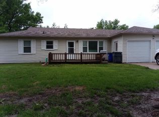 801 S Sunset Dr, Olathe, KS 66061