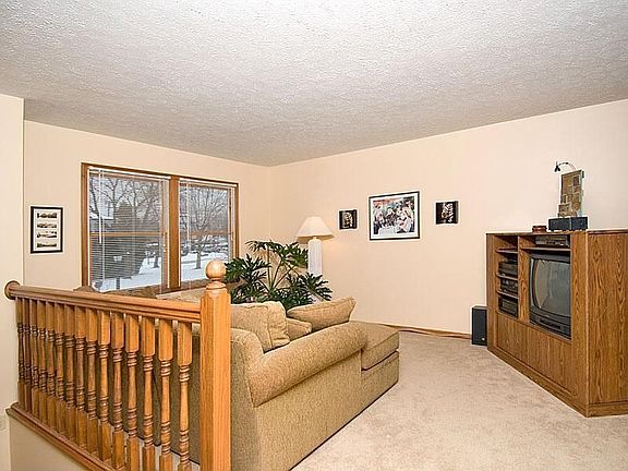 3rd image of 2141 21st St