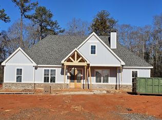 125 Hawthorne Ln, Forsyth, GA 31029