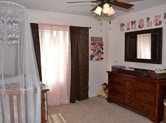 4th image of 232 Sandalwood St