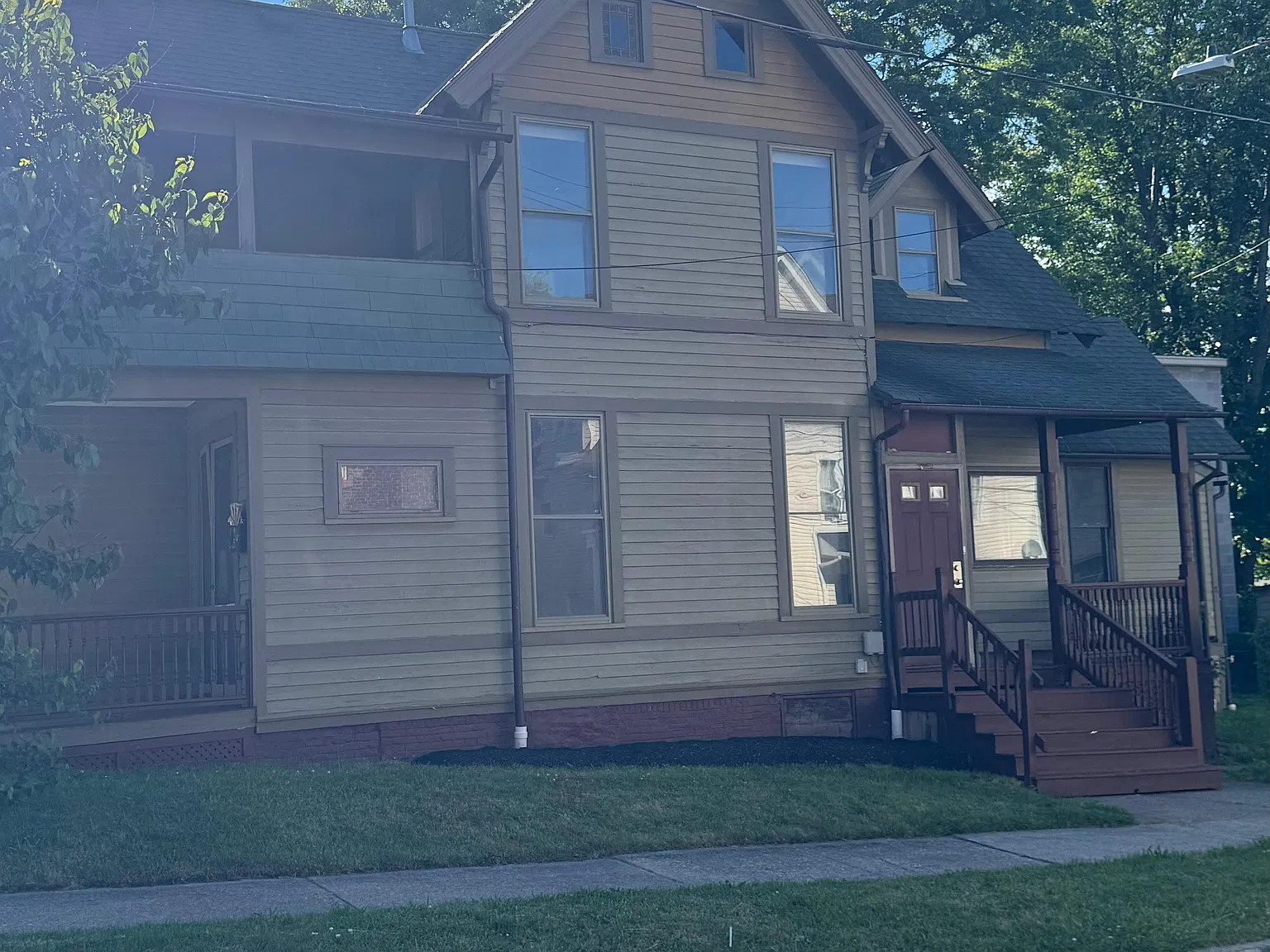 1 bed, 1057 sqft, $875 — Photo 1