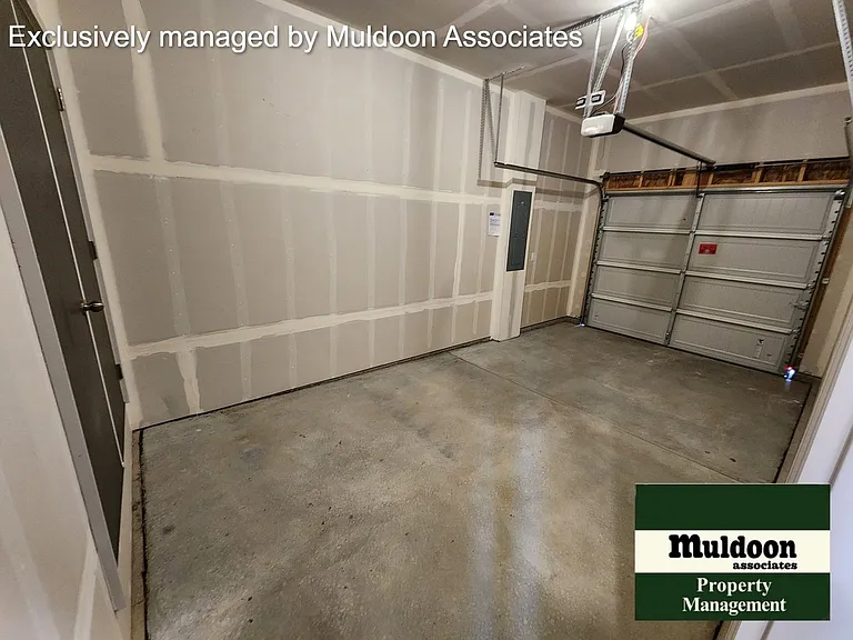 896 S Harmony Dr — Photo 12