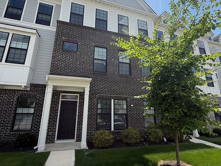 3263 Morab Dr — Photo 2