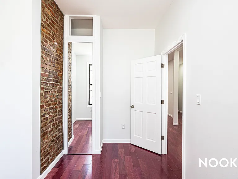 1869 Greene Ave #1A — Photo 19