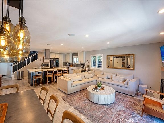 3rd image of 3104 Taft Way