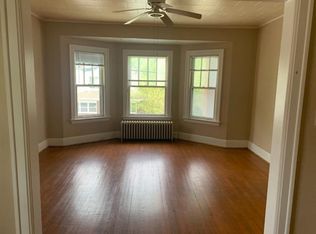 115 Clinton St APT 3, Mount Clemens, MI 48043