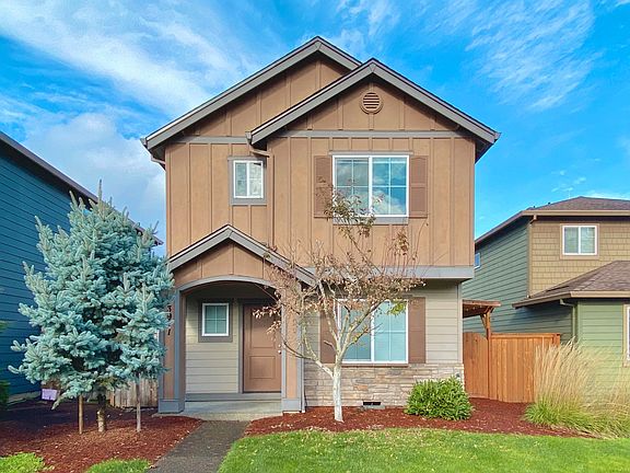 2nd image of 3971 SE Discovery St