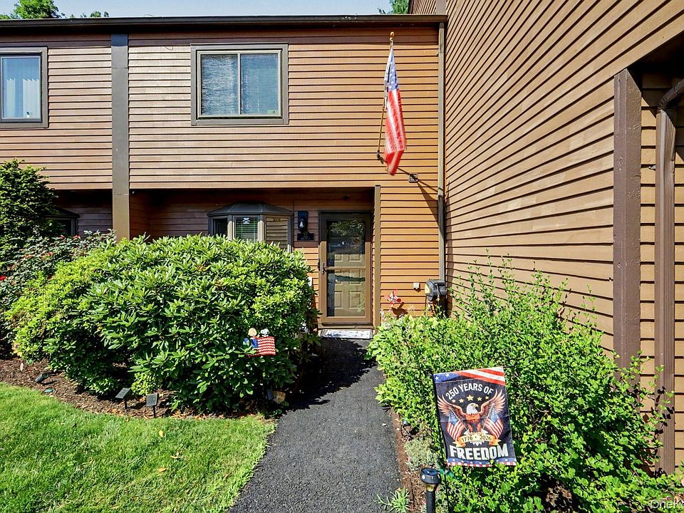 1st image of 3 Adrian Court #E