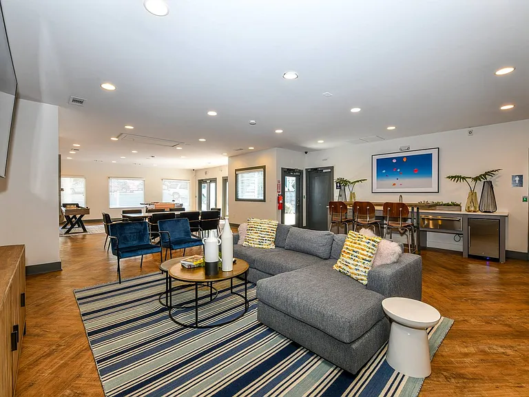 Avana Woods — Photo 25