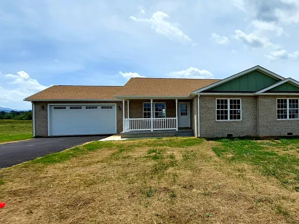 176 Reservoir Ave, Luray, VA 22835