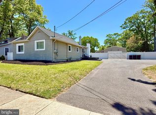 16 E 9th Ave, Clementon, NJ 08021