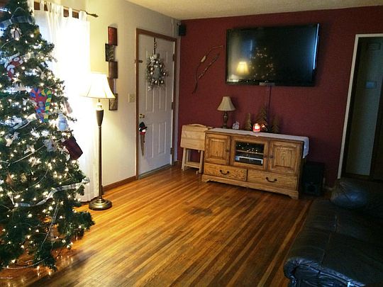 4th image of 826 18th St S