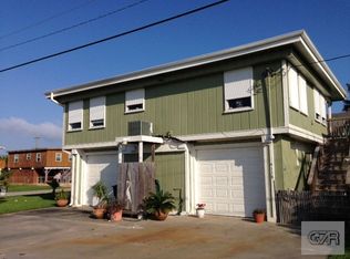 4118 Liberty Dr, Galveston, TX 77554