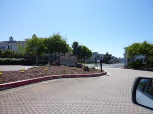 12 Outlook Cir, Pacifica, CA 94044