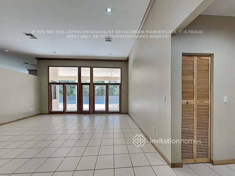 18101 SW 83rd Ct — Photo 6