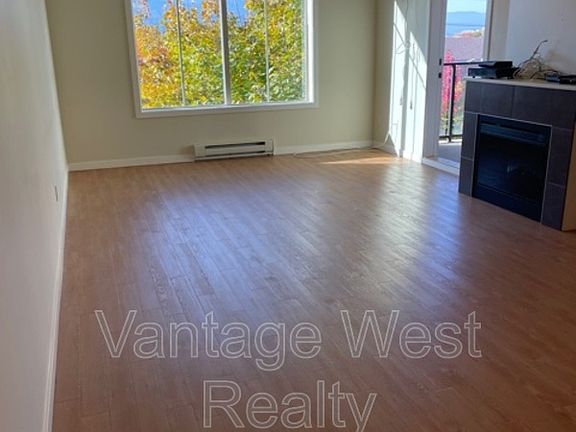 4th image of 3739 Casorso Rd Unit 305