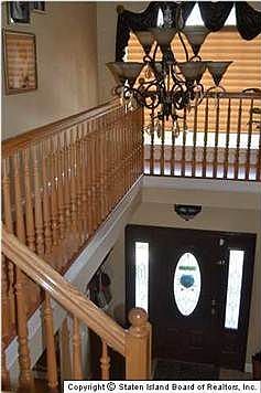 2nd image of 100 Joline Ave