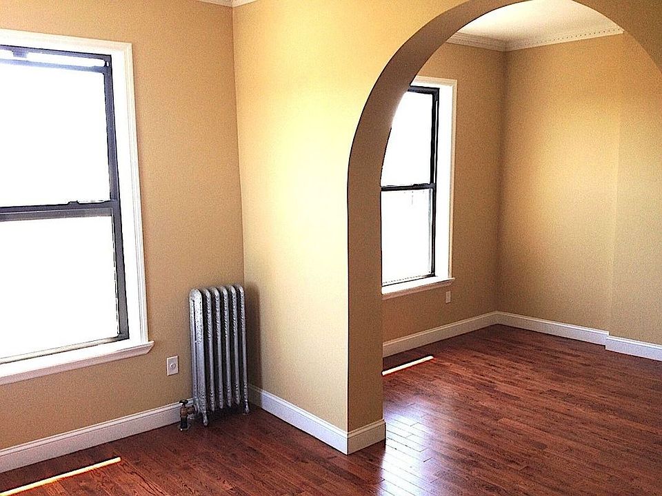 1st image of 2340 7th Ave APT 38