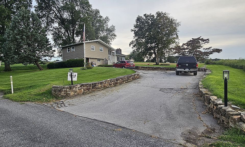 1st image of 710 Strickler School Rd