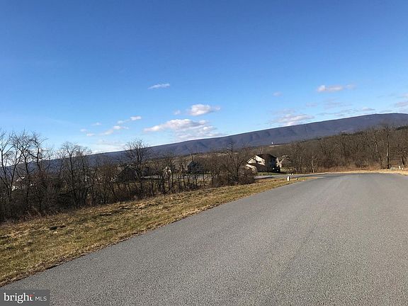 3rd image of 136 Buckingham Dr