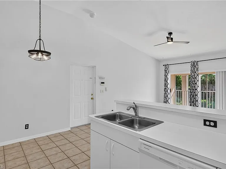 27103 Matheson Ave #206 — Photo 11
