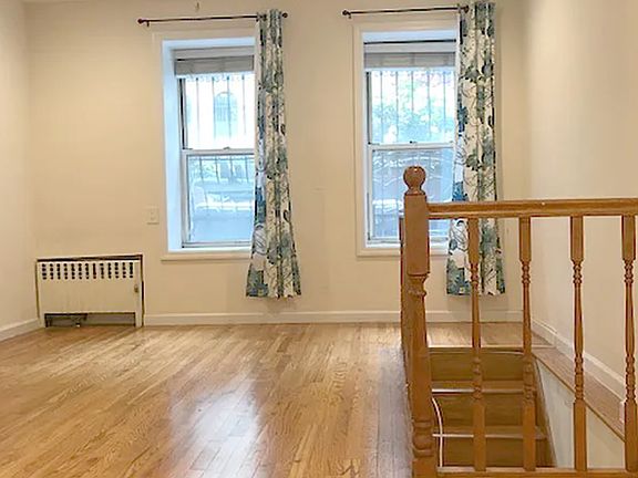 3rd image of 106 W 80th St APT Bf