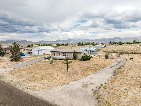 358 Merino Dr, Spring Creek, NV 89815