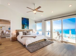 1470 Neptune Ave, Encinitas, CA 92024