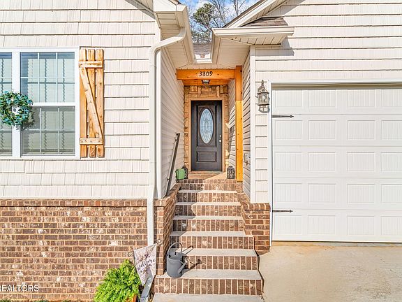 4th image of 3809 Boyd Walters Ln