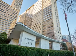 3950 N Lake Shore Dr #904, Chicago, IL 60613