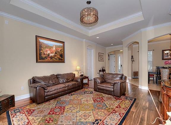 3rd image of 21035 Torre Del Lago St