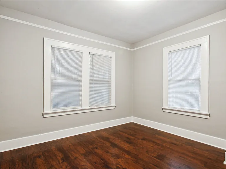 1203 E 38th St — Photo 13