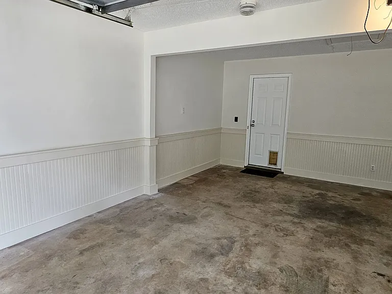 1151 Hunter Trl — Photo 18