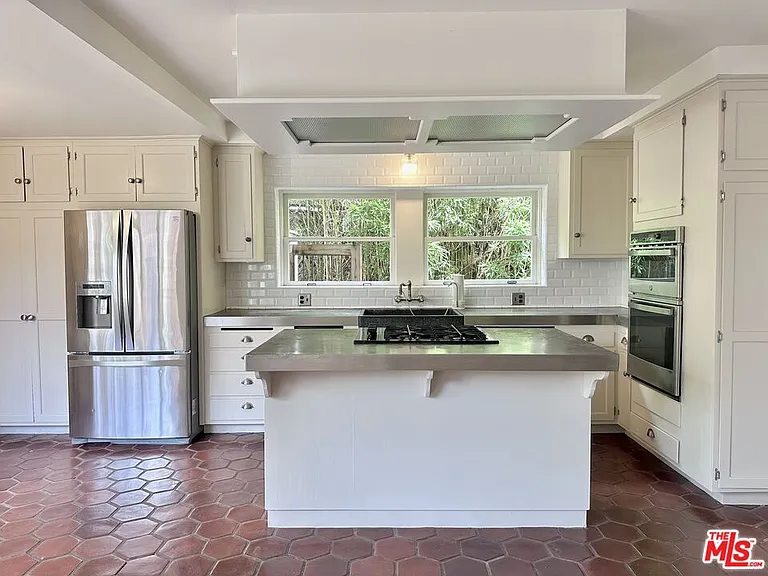 2216 Meade Pl — Photo 39