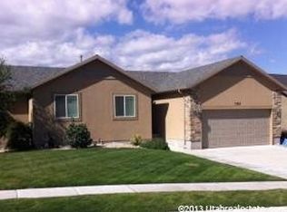 7743 N Sycamore Dr, Eagle Mountain, UT 84005