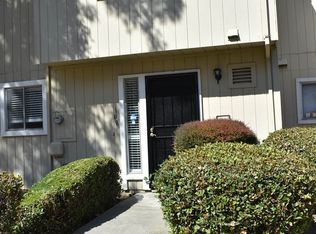 108 Arcadia Dr, Vacaville, CA 95687