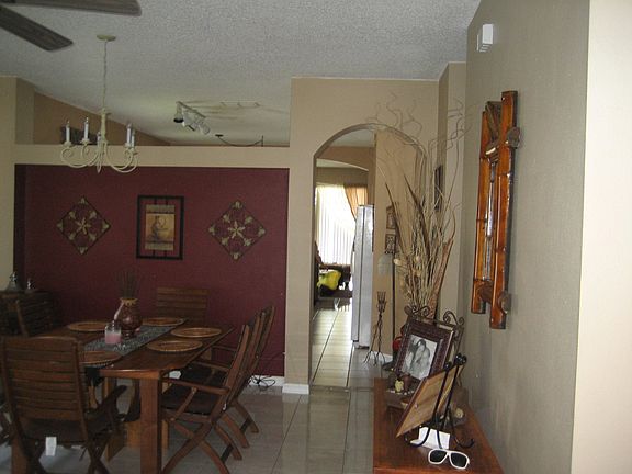 dining corredor