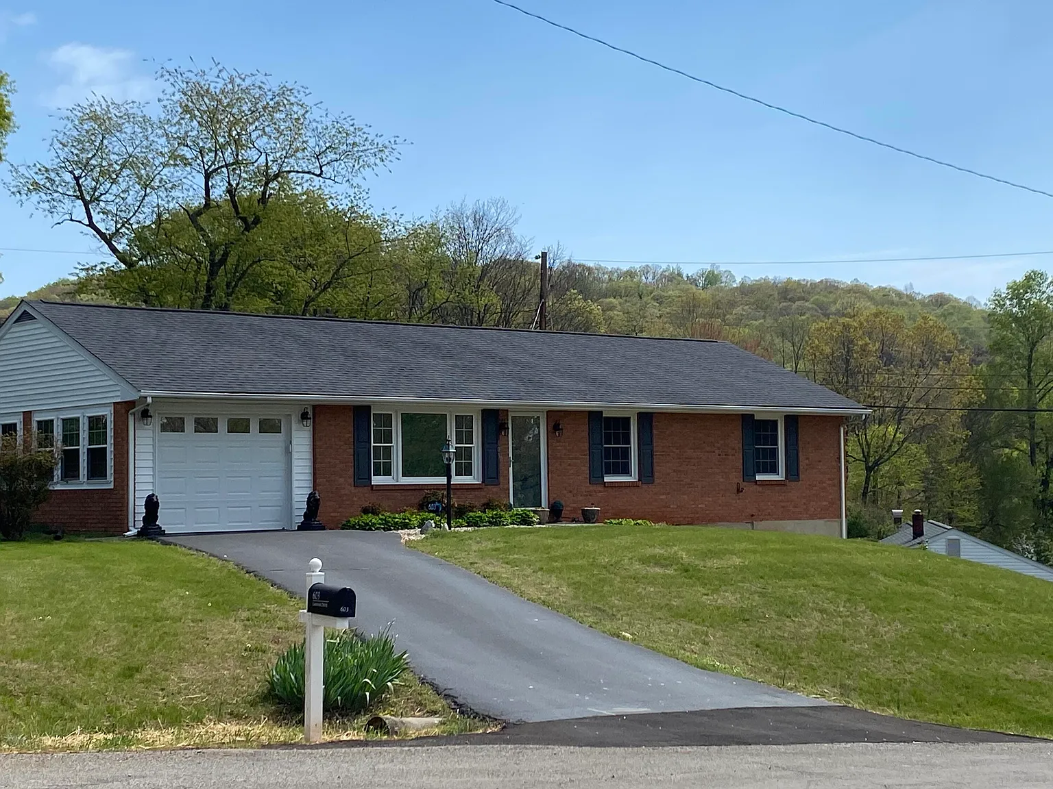 603 Landfair Dr photo 1