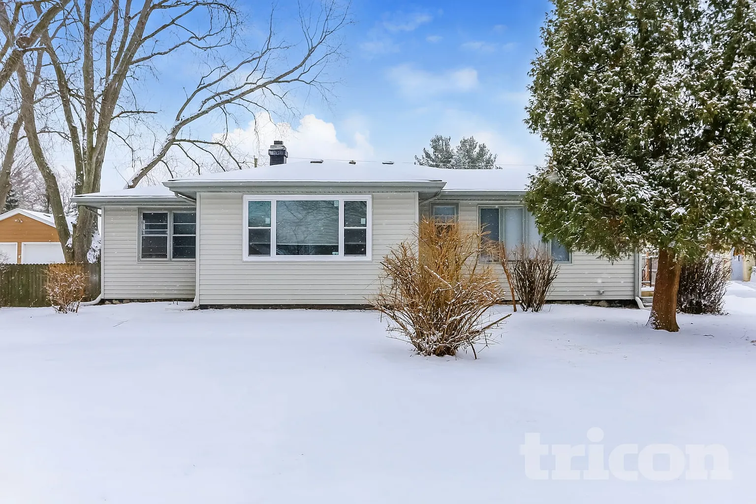 2414 Garden St photo 1