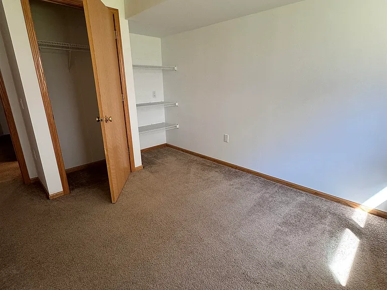 5506 Quarry Hill Dr — Photo 15
