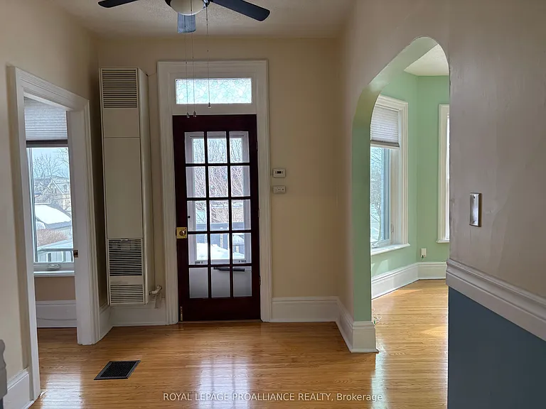 36 Sussex St N — Photo 15