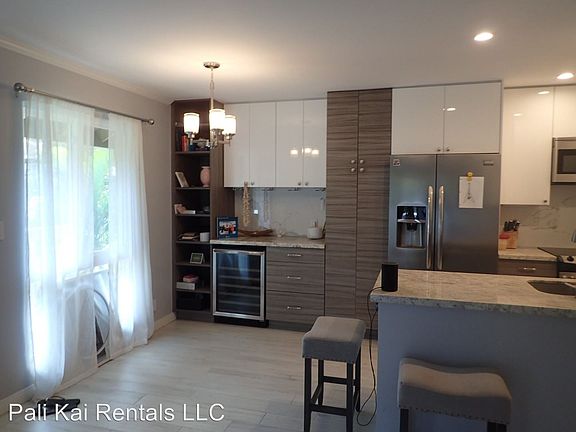 5th image of 140 Uwapo Rd APT 15-205