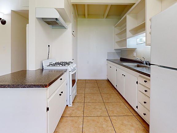 3rd image of 2804 Orange Ave #9