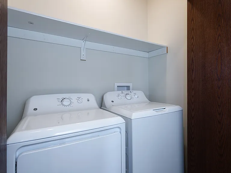 3715 Hohensee Dr — Photo 23