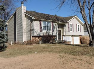 4825 Faraon St, Saint Joseph, MO 64506