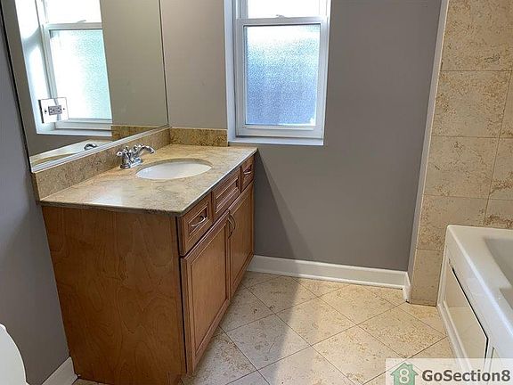3rd image of 7406 N Damen Ave APT 3