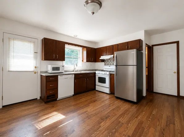 339 Concord St #1L, Framingham, MA 01702