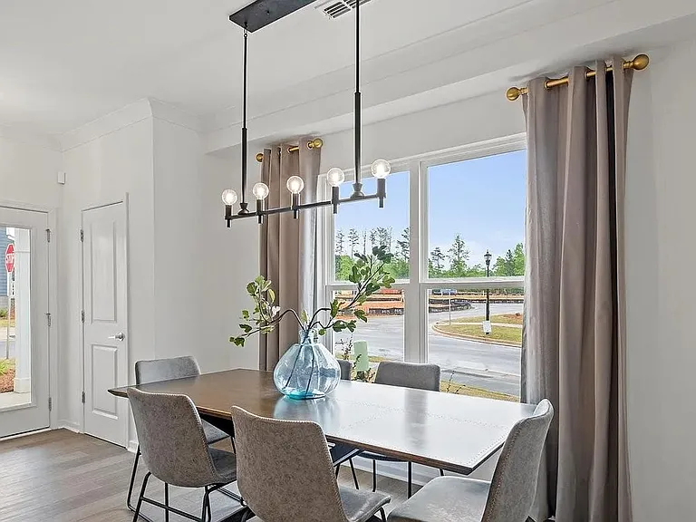 10320 Guardian Dr — Photo 13